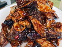 焦糖茄子牛肉粒-桃子餐厅·天津菜(红星路直营店)