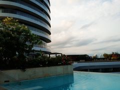 -瑰丽酒店·海吧·天际下午茶·现场DJ·天台酒吧