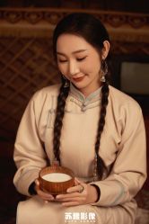 点击看大图 -苏雅影像蒙古婚纱摄影工作室