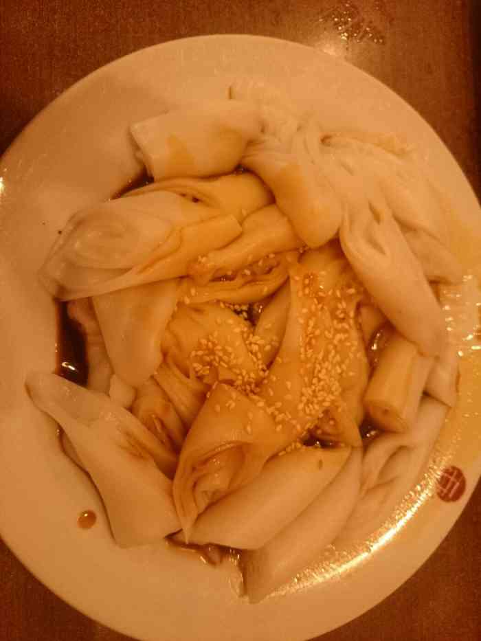 隆都人家(库充店)-"店铺位置就在新城客栈的红绿灯旁,里面的装.