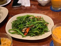 -Thai Market Restaurant( 04 Tran Quoc Toan)