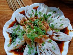 -巍山𤆵肉饵丝