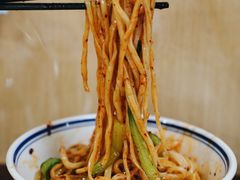 油泼棍棍面-汉思肴 热面皮(虬江路店)