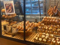 -Dough&Joe团憩(瑞虹天地月亮湾店)