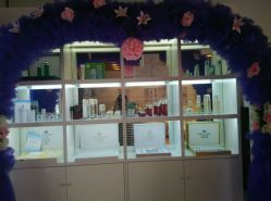 -苗方清颜专业祛痘养生