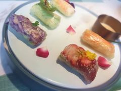 漫步花开彩虹卷-蜜桃花开·中西融合菜E&W(南长街店)