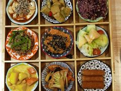 -轻蔬不用等·素食(江苏路店)