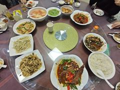 -天目湖刘老四农庄