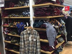 -优衣库(郑州丹尼斯大卫城店)