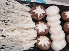 菌类拼盘-鲸鱼先生·海鲜烤肉海景餐厅