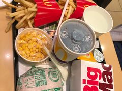 -麦当劳(外高桥DT店)