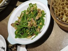 -东口码头·烧鸽子·鱼头泡饼·地方菜(金鹰悦城店)