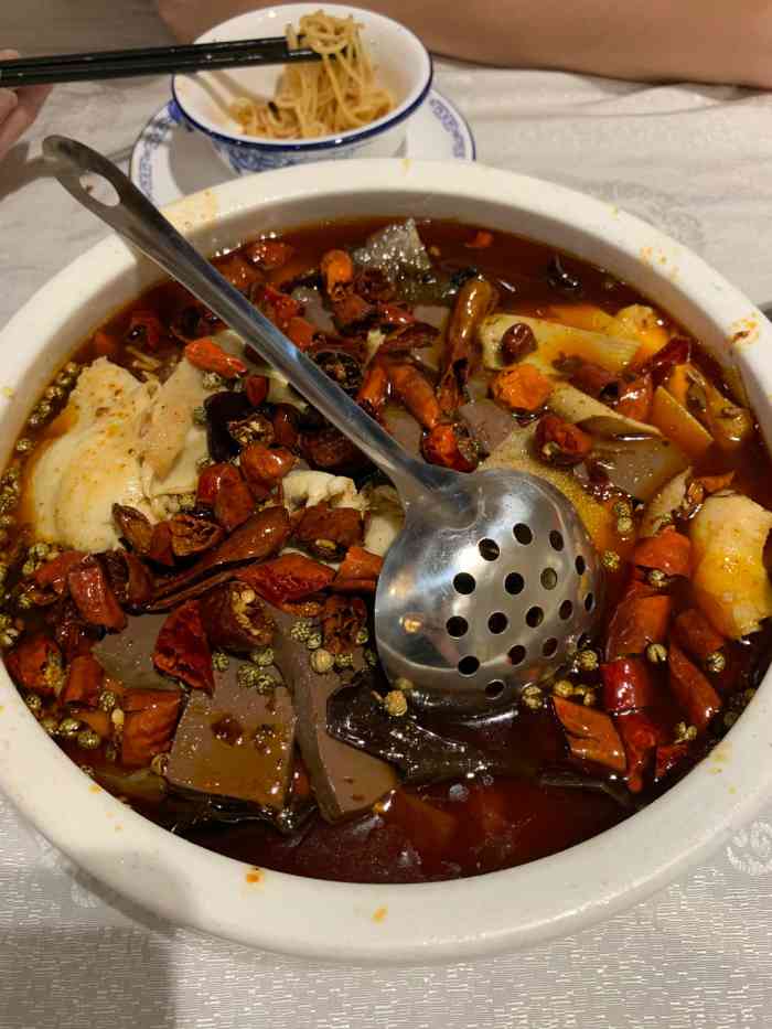 红城川菜·二十年老字号-"在西华路老城区吃辣,也有粤菜,当时也有怀.