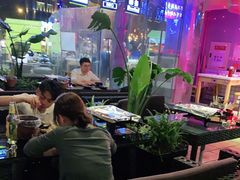 -何师烧烤·香辣蟹·川菜·30年老品牌(太古里旗舰店)