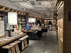 -茑屋书店(天目里店)