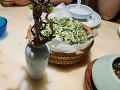 -佬麻雀·新湘菜(珠海金发购物中心店)