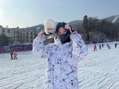 -亚布力新体委滑雪场