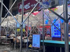 -刘姐啤酒鱼民族演艺餐厅(西街总店)