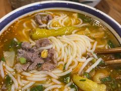 -云阿蛮云南生烫牛肉米线(奉贤路店)