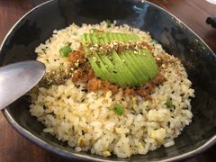 牛油果拌饭-小食院简餐厅