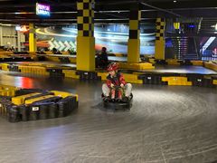 -极限PLAY运动娱乐新世界·团建派对表演休闲馆·室内高空游乐园