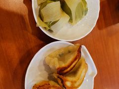 叶儿粑-龙抄手(春熙路总店)