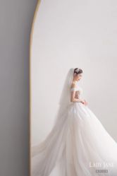 -Lady  Jane高端婚纱礼服馆