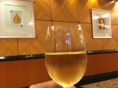 -深圳富苑皇冠假日套房酒店