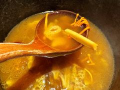 -芸山季·云南山珍菌火锅(人民广场来福士店)