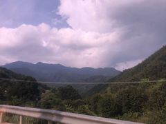 -大围山峡谷漂流