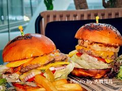 夏威夷汉堡-哈迪森Hudson(环球金融中心店)