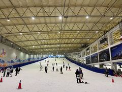 -乔波室内滑雪场