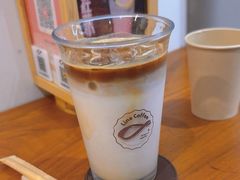 -Line 咖啡(石厦花园店)