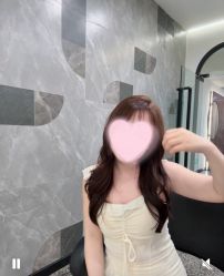 -SWANK SALON