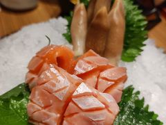 三文鱼腩-花和海鲜自助(梅江店)