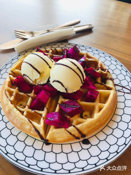 写给诗咖啡厅冰激凌华夫饼图片