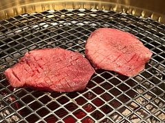 -铭牛烧肉·和牛海鲜自助(高新月牙湖店)