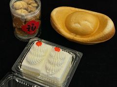 -红宝石·鲜奶小方·海派西点房(南丹店)