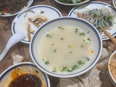 -竹笼蹄花蘸水菜