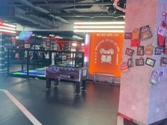-DEDE APU潮玩运动聚乐部(观音桥店)