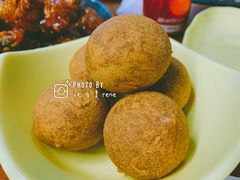 -BHC炸鸡(明洞总店)