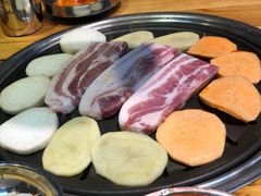 -韩国明洞碳烤肉(常平店)