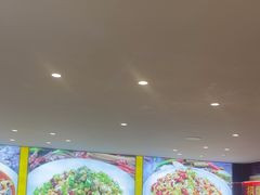 -川流不息·地道川菜·小龙虾(松东路店)