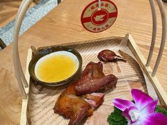 -龍堂蟹黄小笼包(德思勤四季汇店)