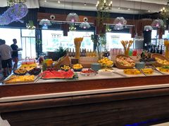 自助取餐区-蓝珊甄选海鲜自助·火锅大排档(近阿那亚店)