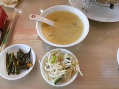 -闫家驴肉火烧(五四店)