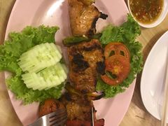 -J Daeng Seafood