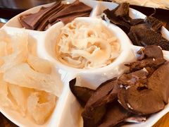 牛杂拼盘-云聚汇牛很鲜潮汕牛肉火锅(克拉玛依汉博店)