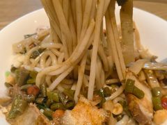 -牛八宝桂林米粉(八里庄店)