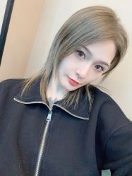 -PE SALON